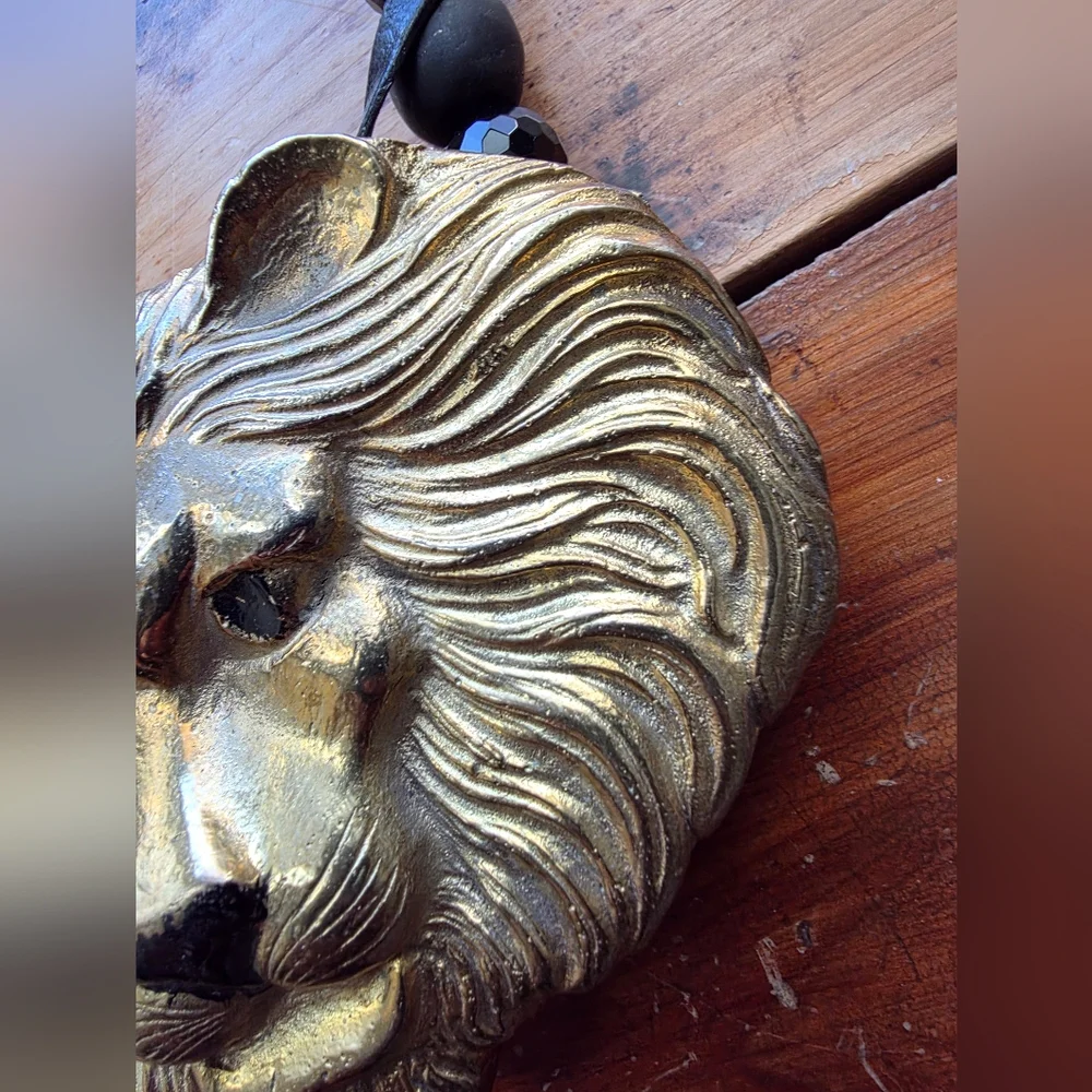 Goldtone Etched Lion Bag Charm - Custom Made - Picture 5 of 16